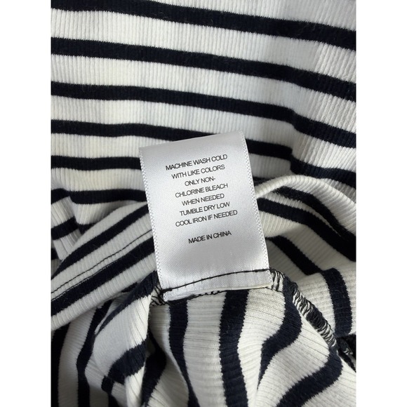 Gibson Latimer Women's Black and White Striped Ruffle Cap Sleeve Top S/M - Picture 7 of 7